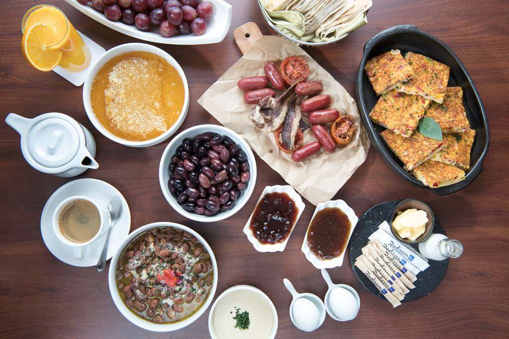 Amjad Royal Suites Hotel เจดดาห์ ร้านอาหาร รูปภาพ