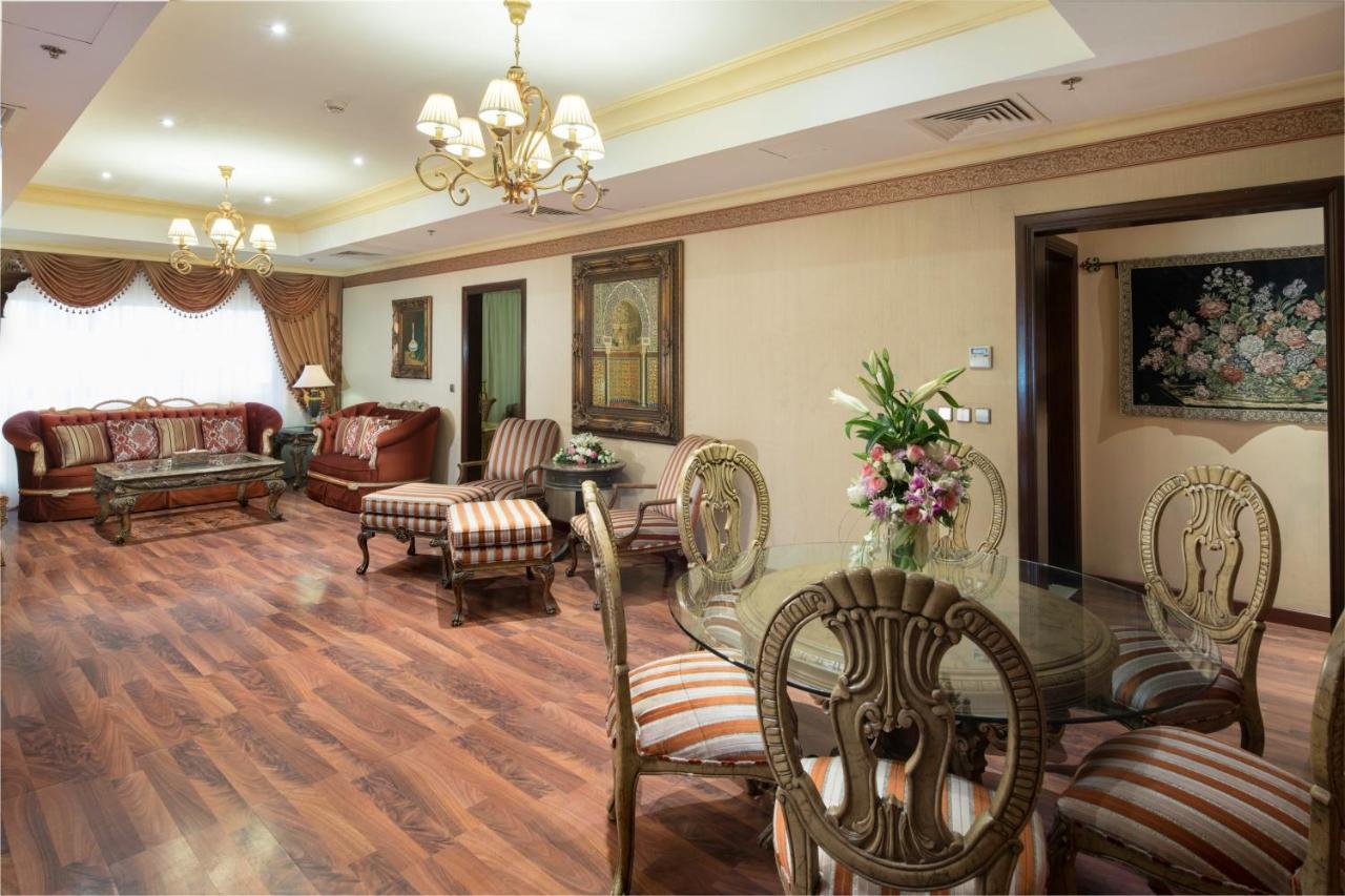 Amjad Royal Suites Hotel เจดดาห์ ภายนอก รูปภาพ