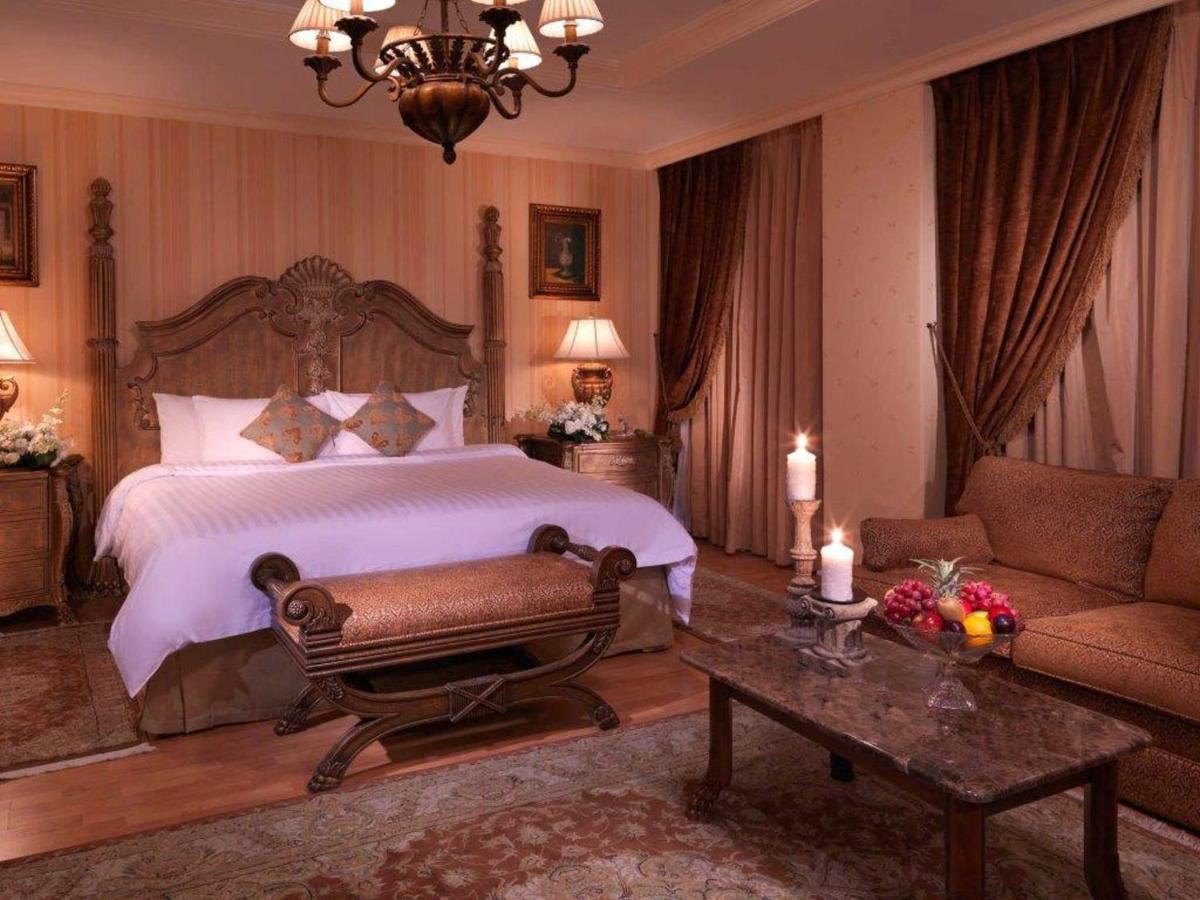 Amjad Royal Suites Hotel เจดดาห์ ภายนอก รูปภาพ