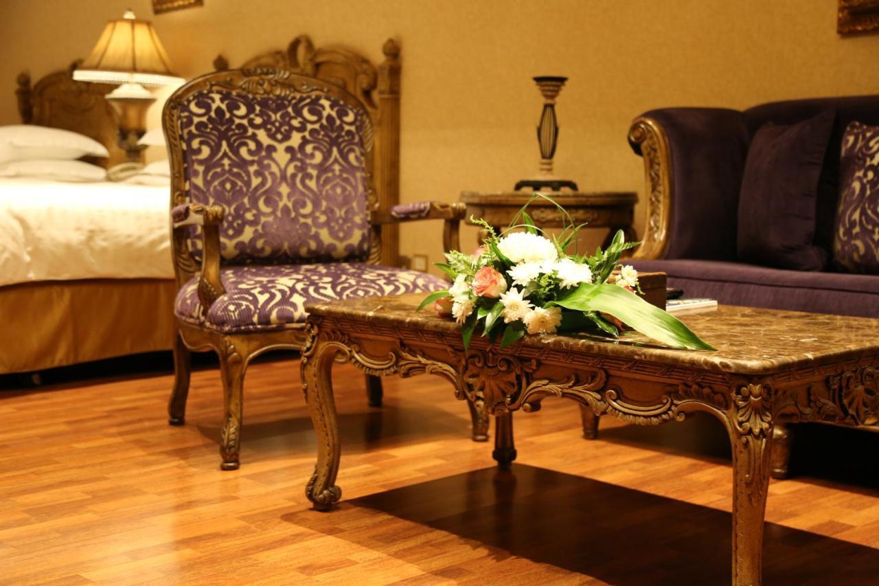 Amjad Royal Suites Hotel เจดดาห์ ภายนอก รูปภาพ