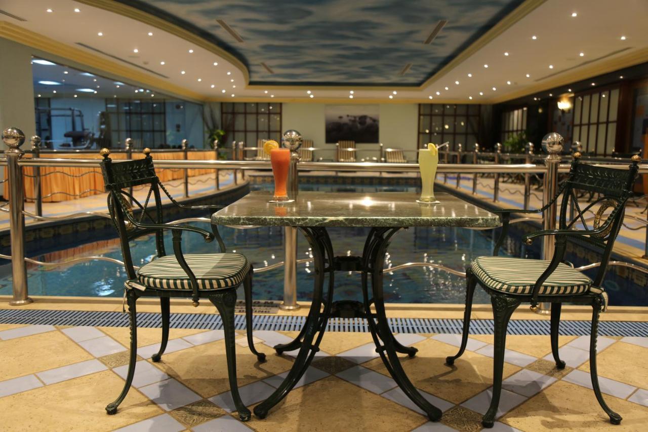 Amjad Royal Suites Hotel เจดดาห์ ภายนอก รูปภาพ
