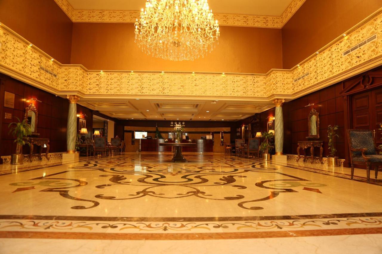 Amjad Royal Suites Hotel เจดดาห์ ภายนอก รูปภาพ